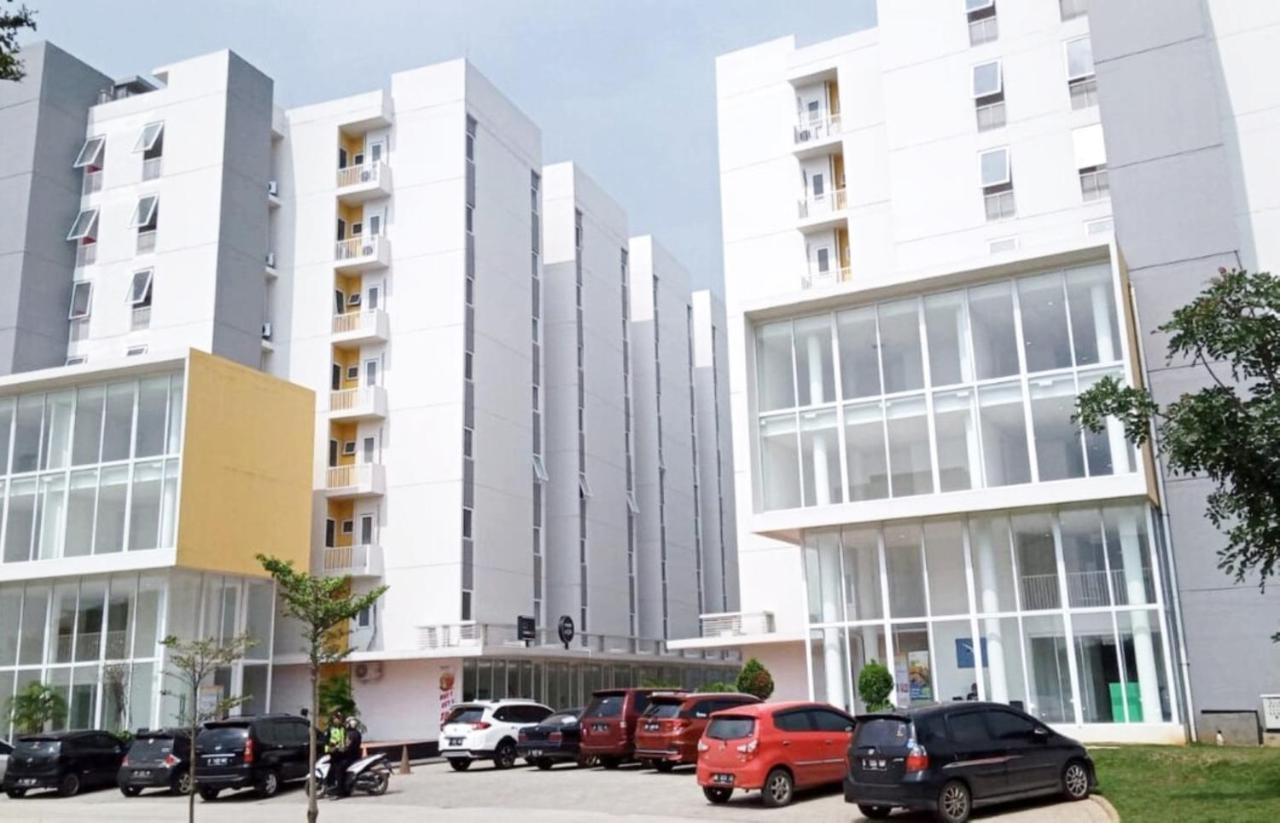 Aero Room Tangerang Exterior photo